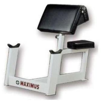 Maximus Seated Preacher Curl