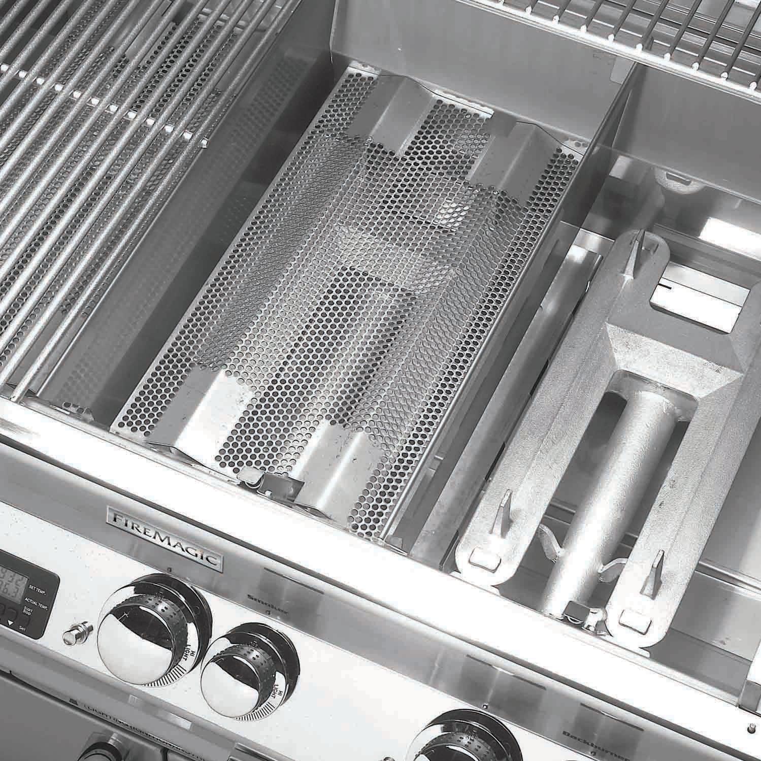 Heat Zone Separators allow foods to be grilled at different temperatures