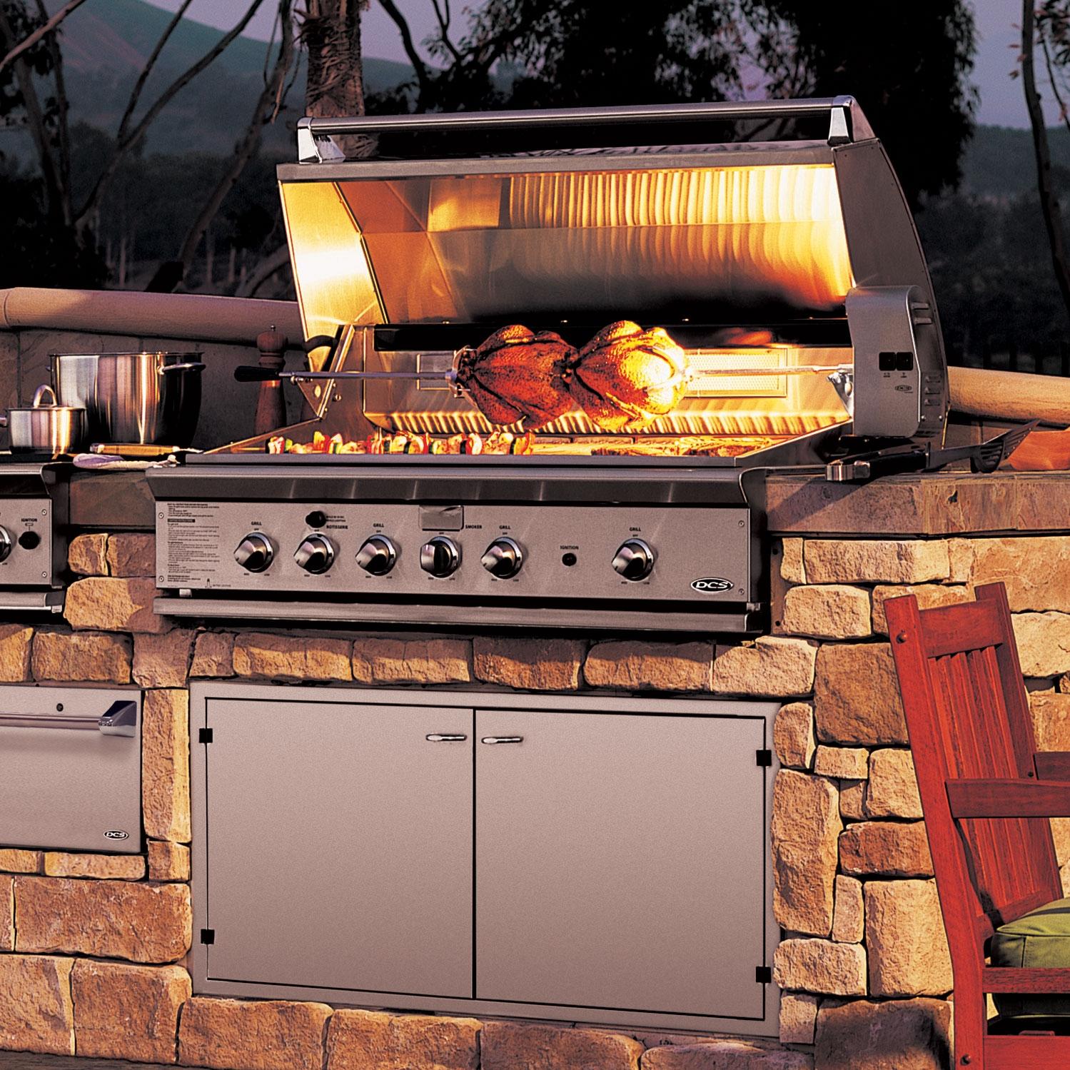 DCS 48� Built-In Gas Grill