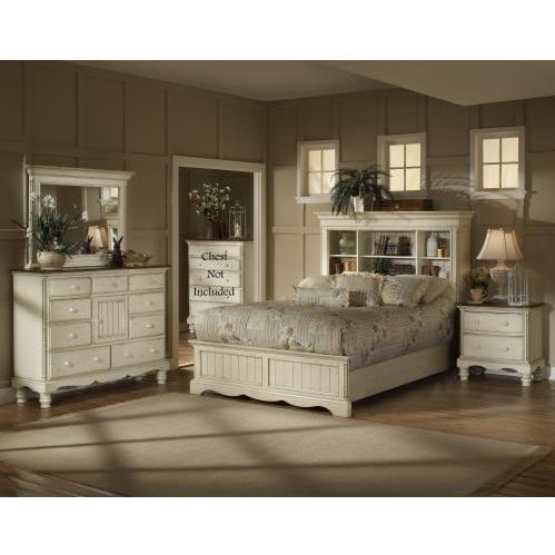 Hillsdale Wilshire Antique White 4 Piece Bookcase Bedroom Set - Queen