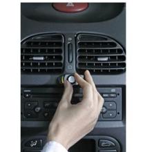 BLUETOOTH -ENABLED HANDS-FREE CAR KIT WITH IN-DASH KEYBOARD & EXTERNAL MICROPHONE