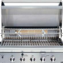 Integrated Rotisserie Rear Burner (shown on 36�)