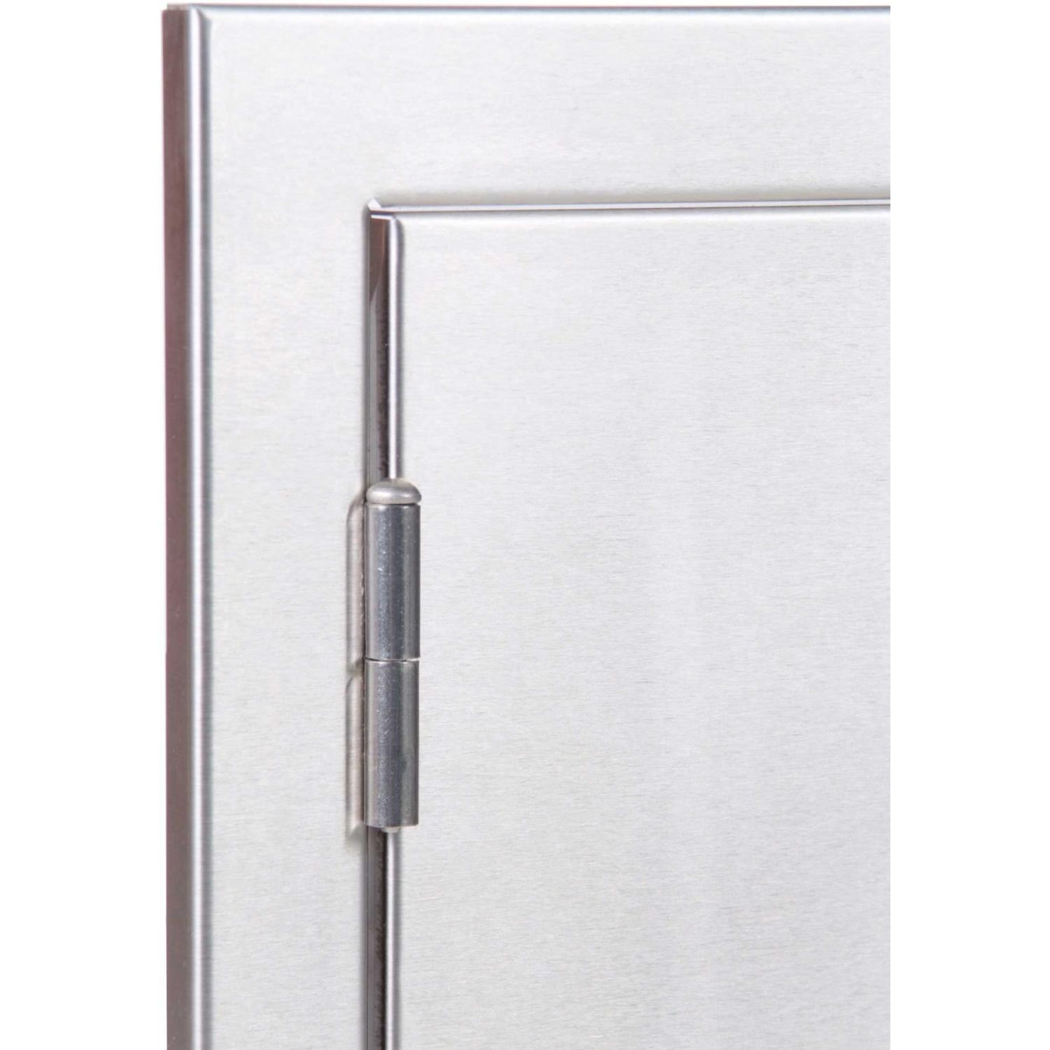 Exposed Pin Hinges