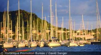 martinique.guide.getting.there.sailing.and.yachting