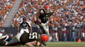 Peyton Hillis 