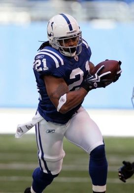 Colts safety Bob Sanders signs with Chargers 