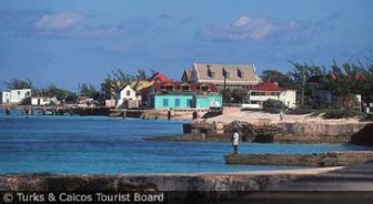 turksandcaicos.guide.getting.there