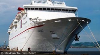 cancun.guide.getting.there.cruises