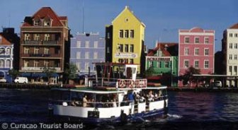 curacao.guide.getting.around.ferries.and.boats