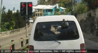 bermuda.guide.travel.basics.driving