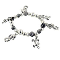 Kids Jewelry - seahorse and gecko charm bracelet Image.