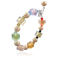 Bracelets - champagne acrylic pearl and murano glass necklace Image.