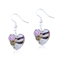 Murano Glass Jewelry - black and white zigzag line heart earrings Image.