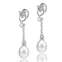 Sterling Silver Jewelry - dangle pearl chain link earrings Image.
