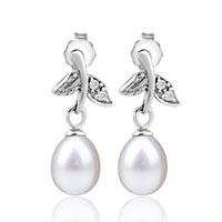 Sterling Silver Jewelry - dangle pearl silver leaf earrings Image.