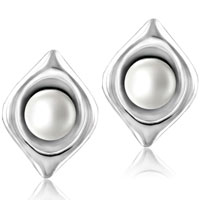 Earrings - faux pearl stud earrings Image.