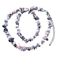 Necklaces - rock color semi precious chip stone necklace bead Image.
