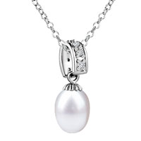 Pendants - freshwater pearl in silver set pendant sterling Image.