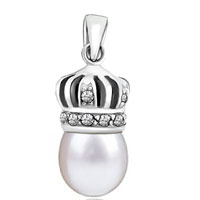 Pendants - fresh water pearl crown pendant Image.