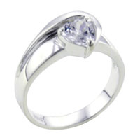 Rings - size 6 wave band heart cz ring Image.