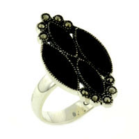 Rings - size 7 four marquise onyx black rings Image.