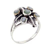 Rings - size 7 leaves ring Image.