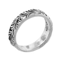 Rings - size 7 feather &amp; leaf ring Image.