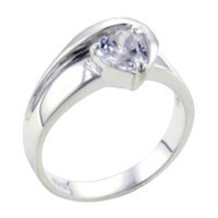 Rings - size 8 wave band heart cz ring Image.