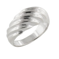 Rings - size 8 sterling silver braid ring Image.