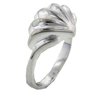 Rings - size 8 big shell ring Image.
