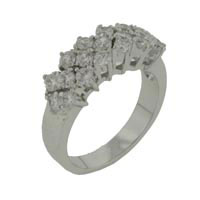 Rings - size 8 round cut cz cluster rhinestone ring Image.