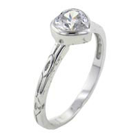 Rings - size 8 heart cut cz rhinestone ring Image.