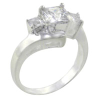 Rings - size 9 square cut triple cz sterling ring Image.
