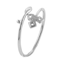 Rings - size 9 sterling silver triskele ring Image.