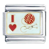 Italian Charms - gold plated i heart quilting italian charm Image.
